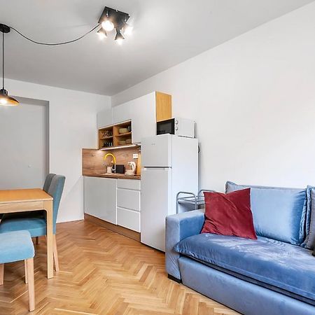 Appartement Popular Location / Street View / 4 Ppl / Netflix à Prague Extérieur photo
