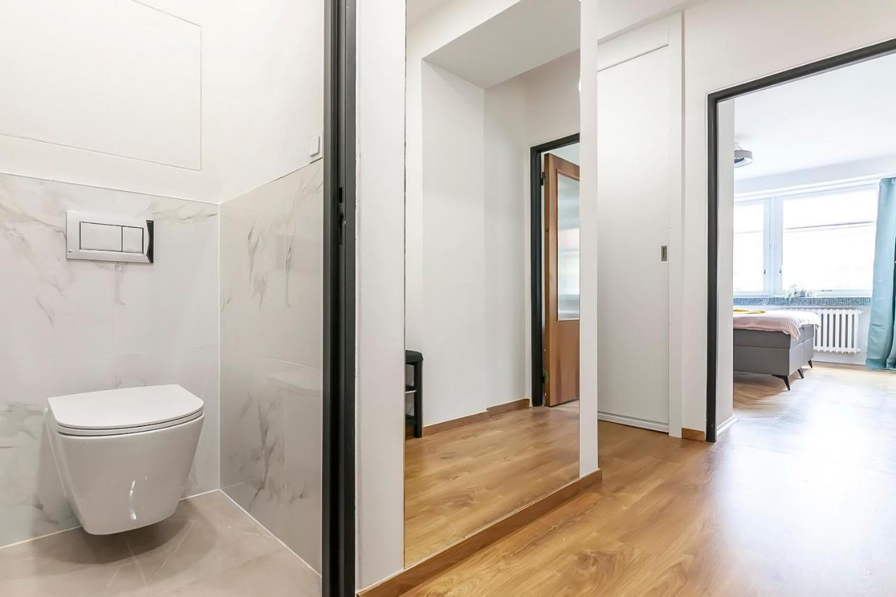 Appartement Popular Location / Street View / 4 Ppl / Netflix à Prague Extérieur photo