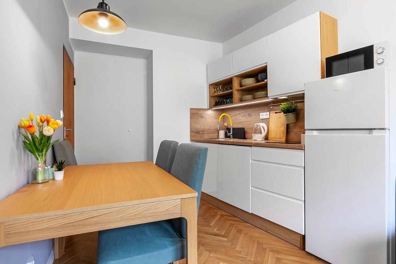 Appartement Popular Location / Street View / 4 Ppl / Netflix à Prague Extérieur photo